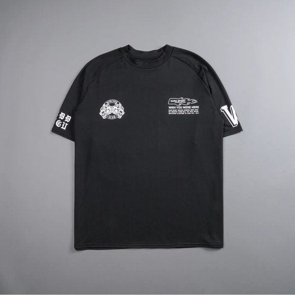 Darc Sport Established Dry Wolf Raglan Tee - Picture 1 of 11